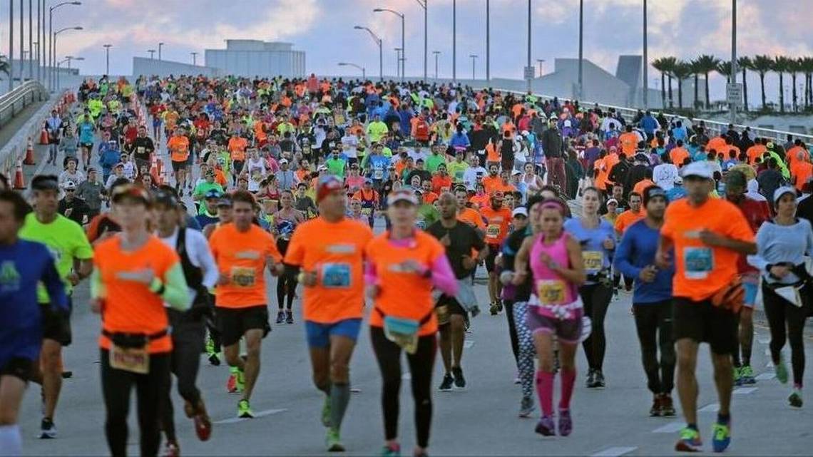 Corre por las calles de Miami en "El Maratón de Miami"...............