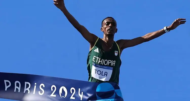 runpedia_Atletismo en París 2024 Tola Destrona a Kipchoge y se Corona Campeón.