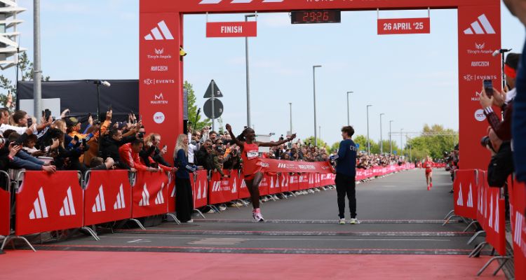 runpedia_ADIZERO: ROAD TO RECORDS 2025 - LOS ATLETAS DE ADIDAS BATEN TRES RÉCORDS MUNDIALES Y OCHO RÉCORDS CONTINENTALES Y NACIONALES.