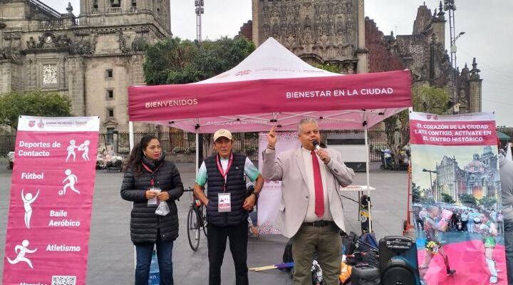 runpedia_Corredores Toman el Zócalo CDMX Abre Pista de Atletismo Hacia los Maratones de Verano.