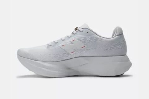 Calzado de Alto Rendimiento: District Vision x New Balance FuelCell SC Elite v5