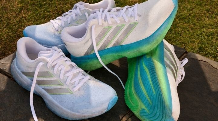 Runpedia_adidas presenta nuevos colores para Supernova Rise 3 y Supernova Glide.