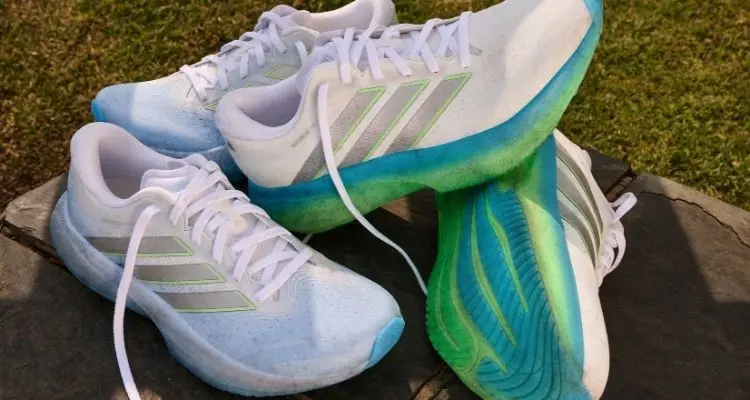 Runpedia_adidas presenta nuevos colores para Supernova Rise 3 y Supernova Glide.