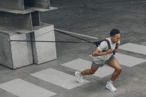 runpedia_New Balance rinde homenaje a su legado y evolución de marca con Grey Days.