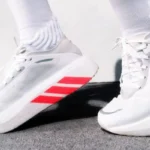 Runpedia_CONFORT ENERGIZADO. ADIDAS PRESENTA HYPERBOOST RUN LA ZAPATILLA DIARIA