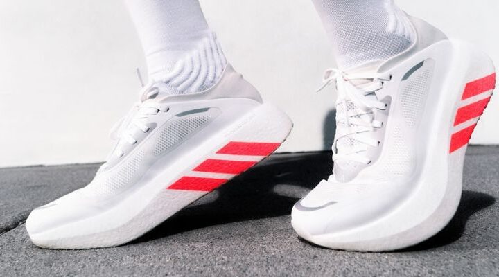 Runpedia_CONFORT ENERGIZADO. ADIDAS PRESENTA HYPERBOOST RUN LA ZAPATILLA DIARIA